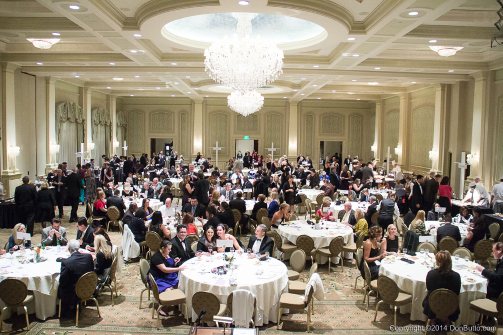 Signature Chef Auction - Dining Hall